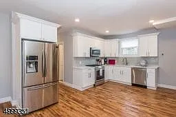 27 Center St #1 — Photo 8