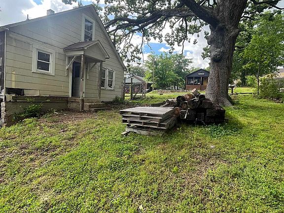 5th image of 408 Dalton Ave