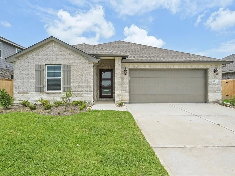3415 Zilker Ln — Photo 2