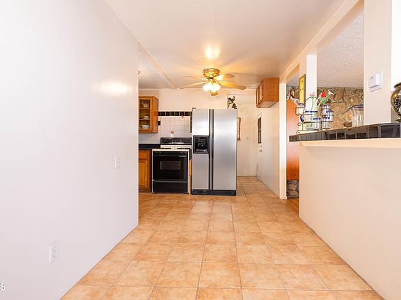 3rd image of 923 N Avenue 52