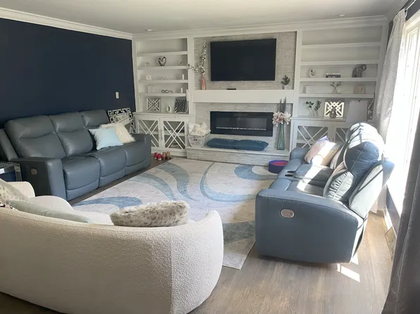 1250 Orchard Park Dr, Rocky River, OH 44116