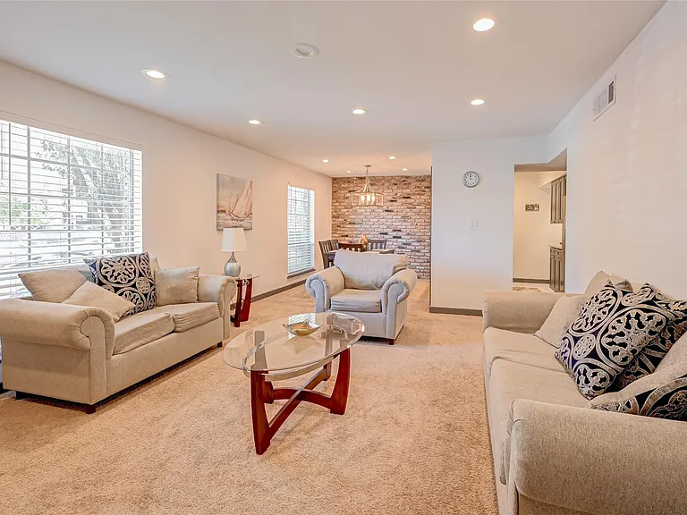 5863 Inwood Dr #5 — Photo 7