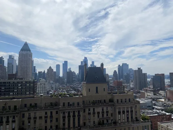 347 West 57th Street image 17 of 26