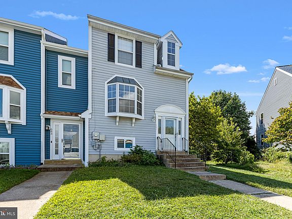 3rd image of 685 Corsica Ave