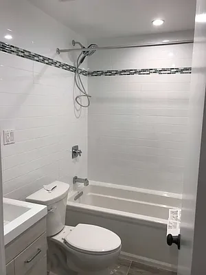 Rented by Flatiron Real Estate Advisors LLC | media 18