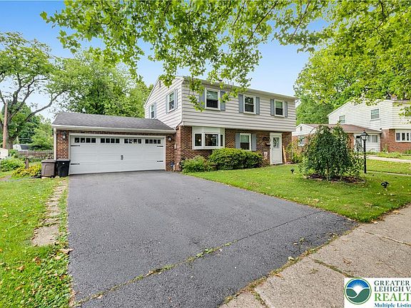 3rd image of 2718 Boyd St