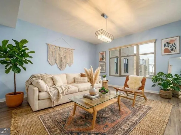 565 Peachtree St NE Unit 1207, Atlanta, GA 30308