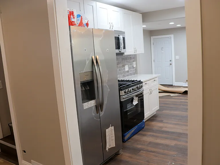 12237 S May St — Photo 11