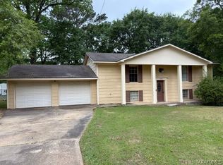560 Farmington Rd, Montgomery, AL 36109