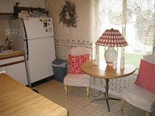 3rd image of 1414 Lehigh Ave APT B2