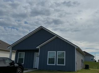 44 Middle St, Durant, OK 74701