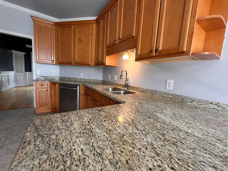 219 Grande View Pkwy — Photo 8