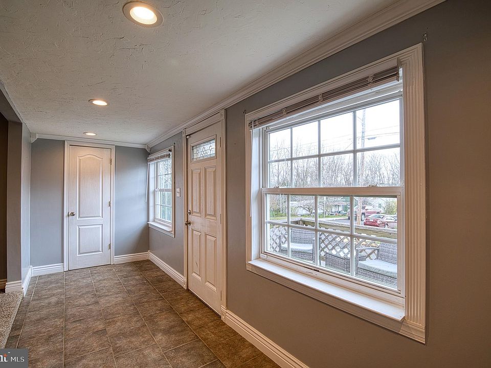 58 W Dahlgren St, Greencastle, PA 17225 Zillow