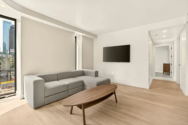 Living room, photo 5