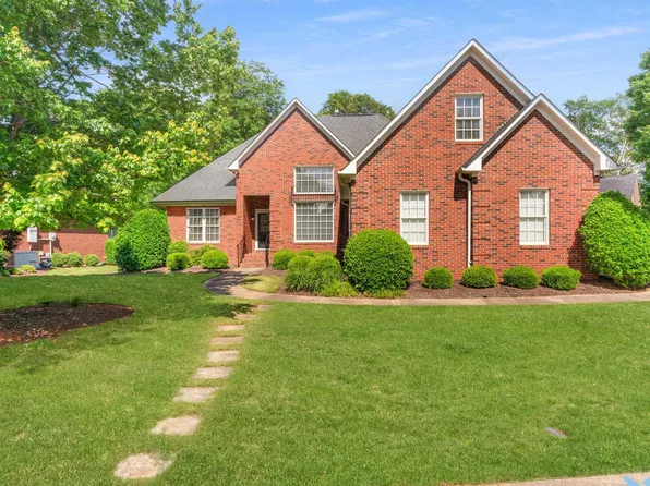 651 Amesbury Ln, Spartanburg, SC 29301