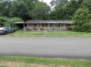 102 Wayne Dr, Trafford, PA 15085