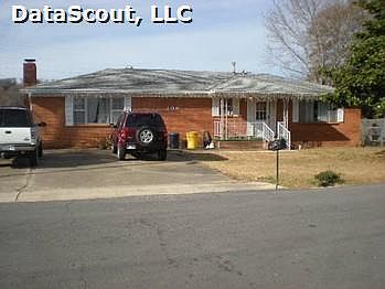 1st image of 109 N 31st St