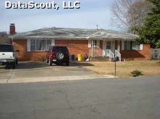 109 N 31st St, Ozark, AR 72949