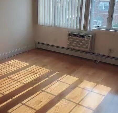 3rd image of 1245 118th St