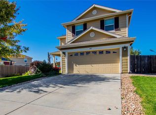 885 Willow Dr, Lochbuie, CO 80603