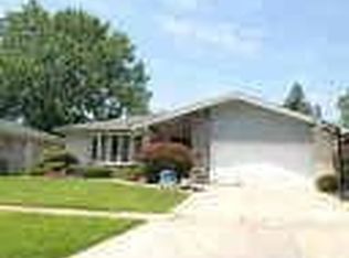 9216 S Tripp Ave, Oak Lawn, IL