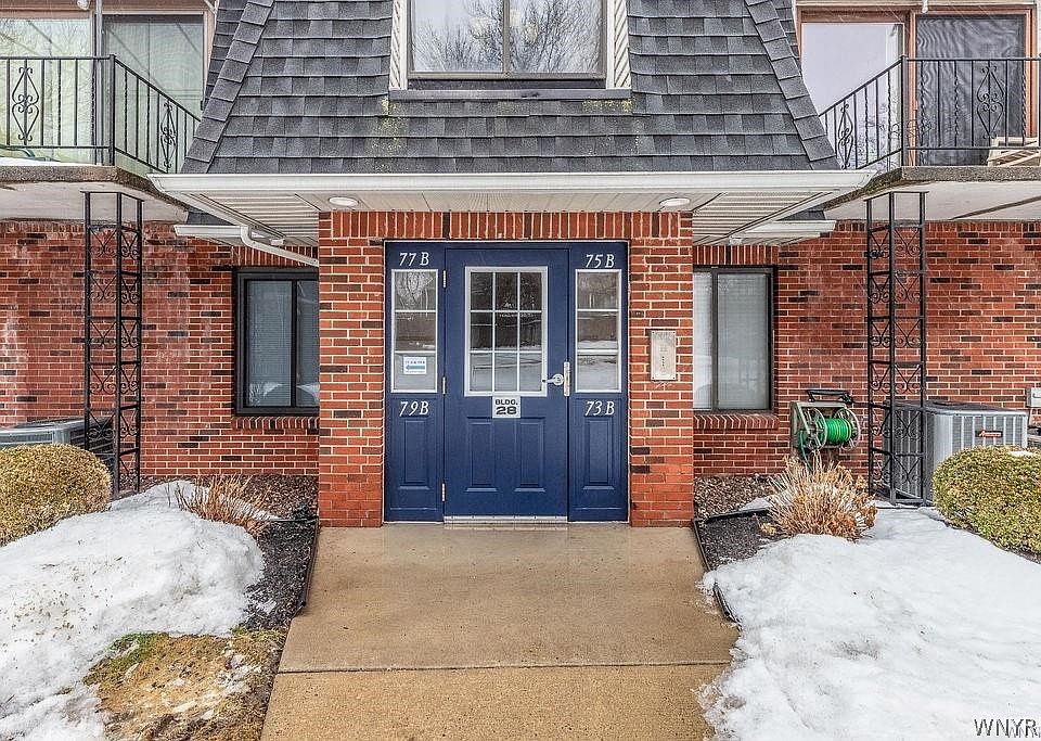 1st image of 77B Foxberry Dr
