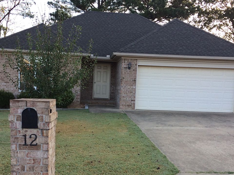 1st image of 12 Livingstone Dr