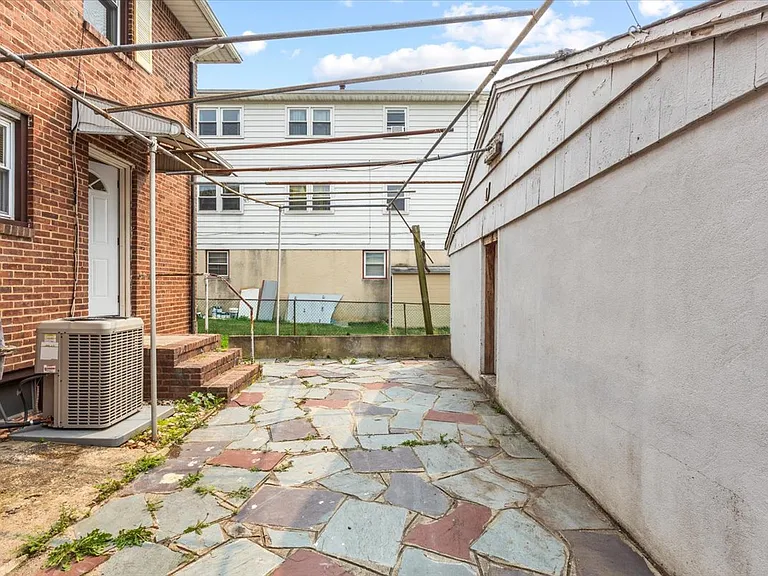 1212 Burnet Ave #1 — Photo 11