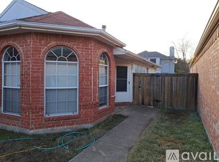 5205 Whitehaven Dr, Garland, TX