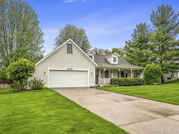 4th image of 3428 Meadow Glen Dr