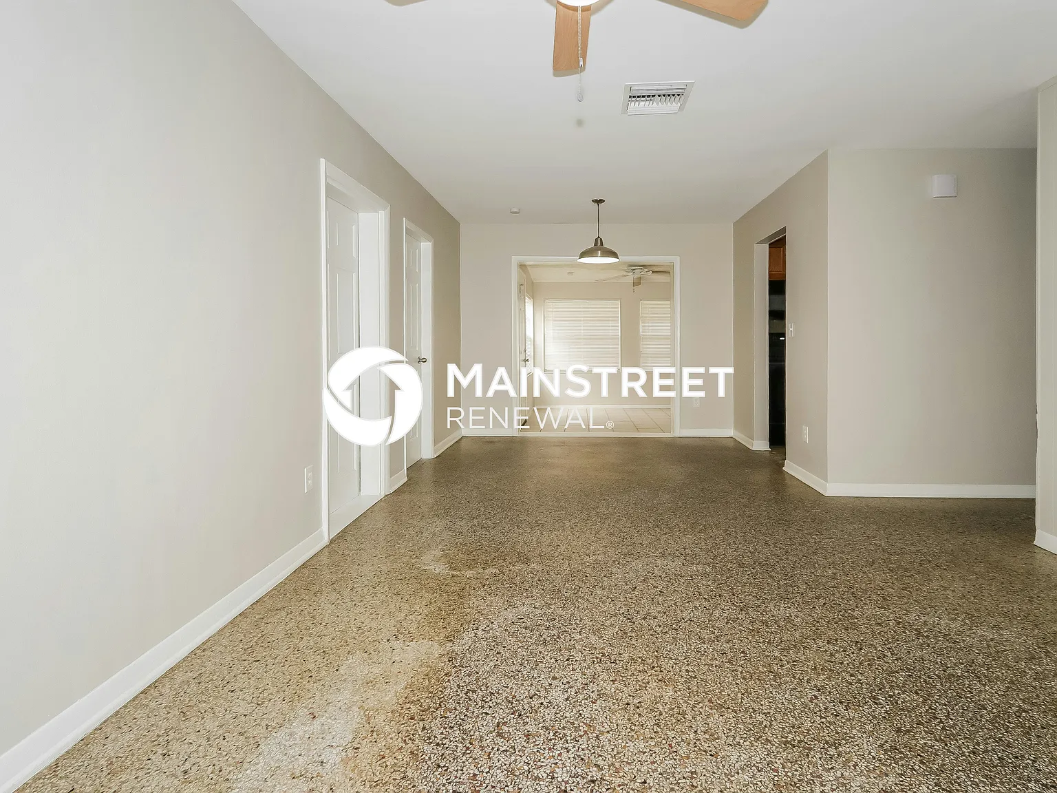 3153 Se Banyan St — Photo 4