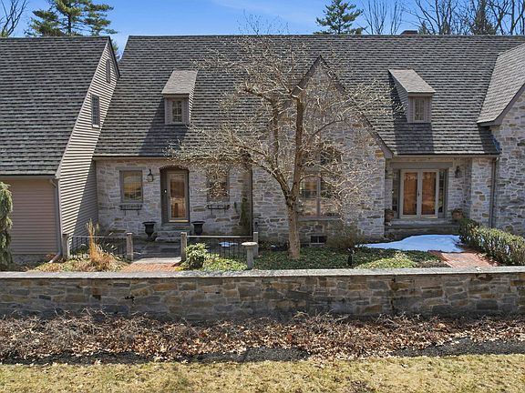 4th image of 63 Ridge Road