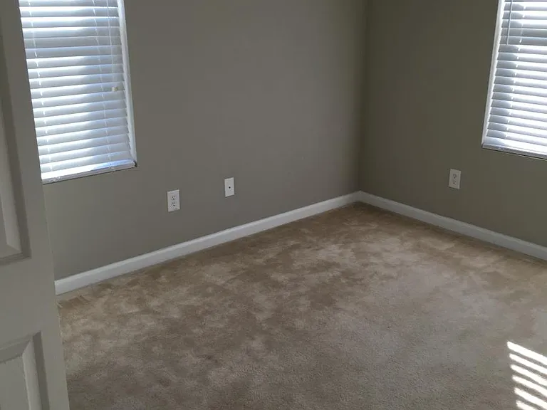 257 Hampshire Downs Dr — Photo 15