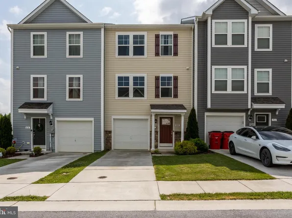 80 Capshaw Rd, Martinsburg, WV 25403