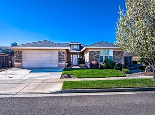 301 Stinson Loop, Redding, CA 96003