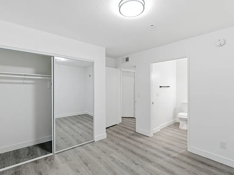2030 Ivar Avenue — Photo 12