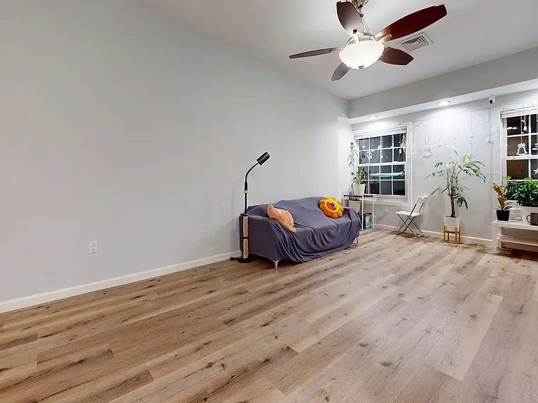 10 Weston Ave #411 — Photo 6