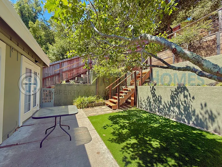 12 Perry Walk — Photo 21