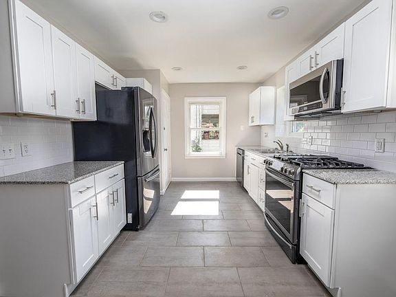 4th image of 50 Ferndale Ave