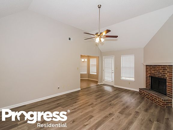 4th image of 7089 Country Walk Dr