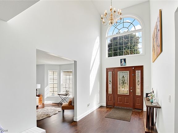 4th image of 5166 Weatherstone Dr