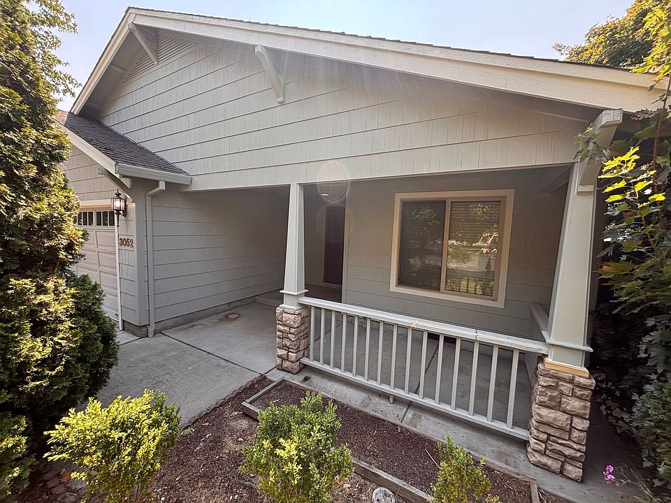 1st image of 3052 Gary Dr