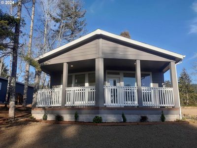 346 N Falcon St, Rockaway Beach, OR, 97136
