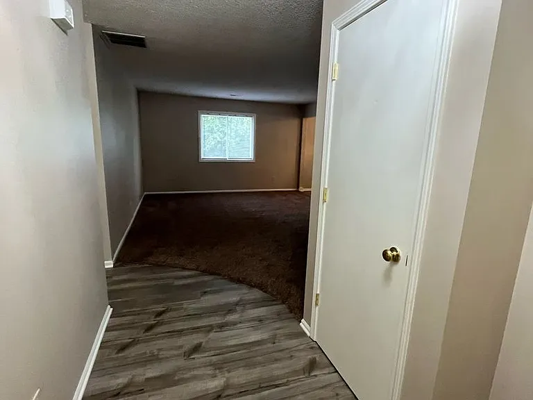 5510 Columbine Ln — Photo 2