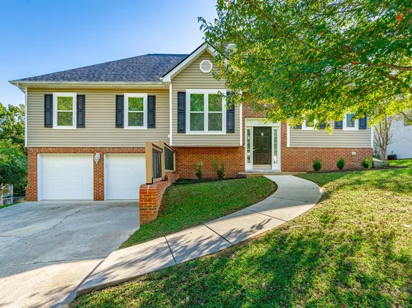 7418 British Rd, Ooltewah, TN 37363