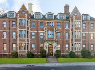 32 Coligni Ave #116, New Rochelle, NY 10801