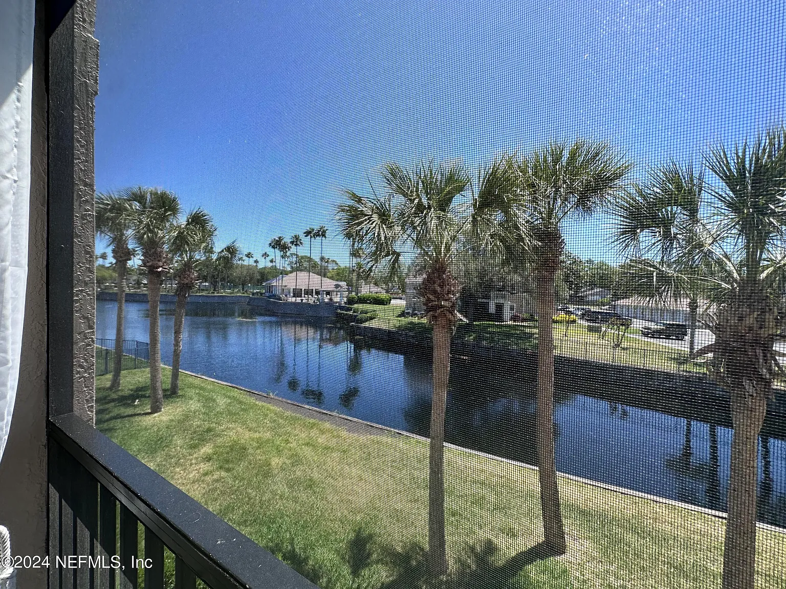 2 bed, 2.0 bath, 1021 sqft, $2,100 — Photo 1