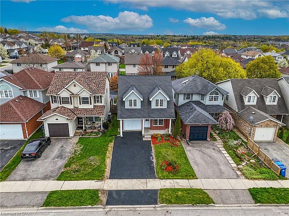 4th image of 63 Hagan Ave