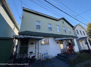 305 Neptune Pl, Scranton, PA 18505