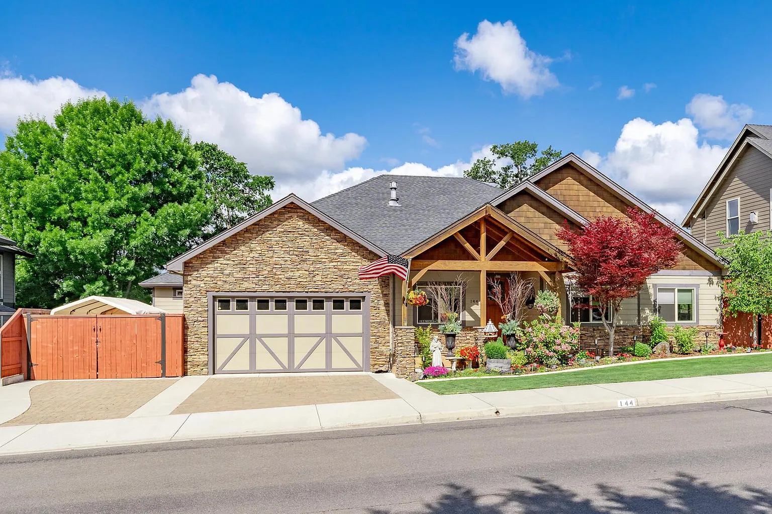 144 Ponderosa Way photo 1